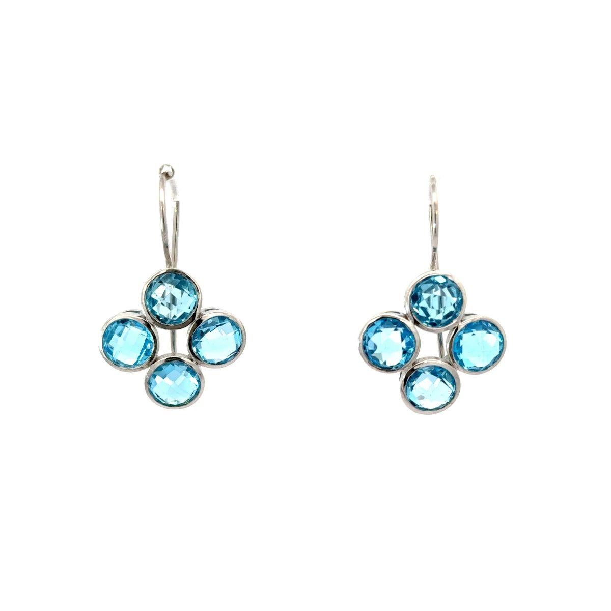 Orecchini d'argento contemporanei a grappolo floreale di topazio blu naturale per regali da donna In condizioni Nuovo in vendita a New York, NY