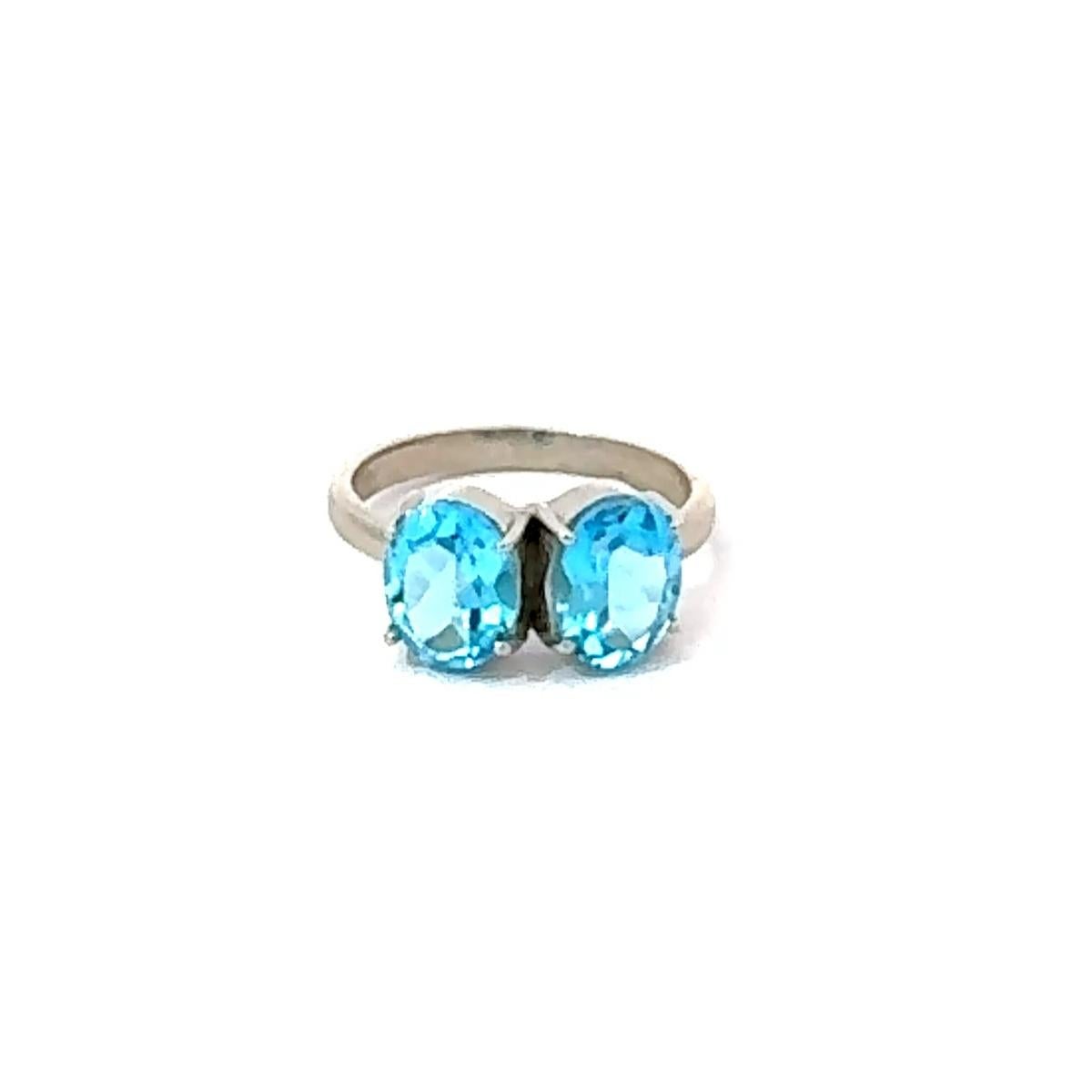En venta: Anillo Toi et Moi de Plata de Ley con Doble Topacio Azul Joyas para Ella  4