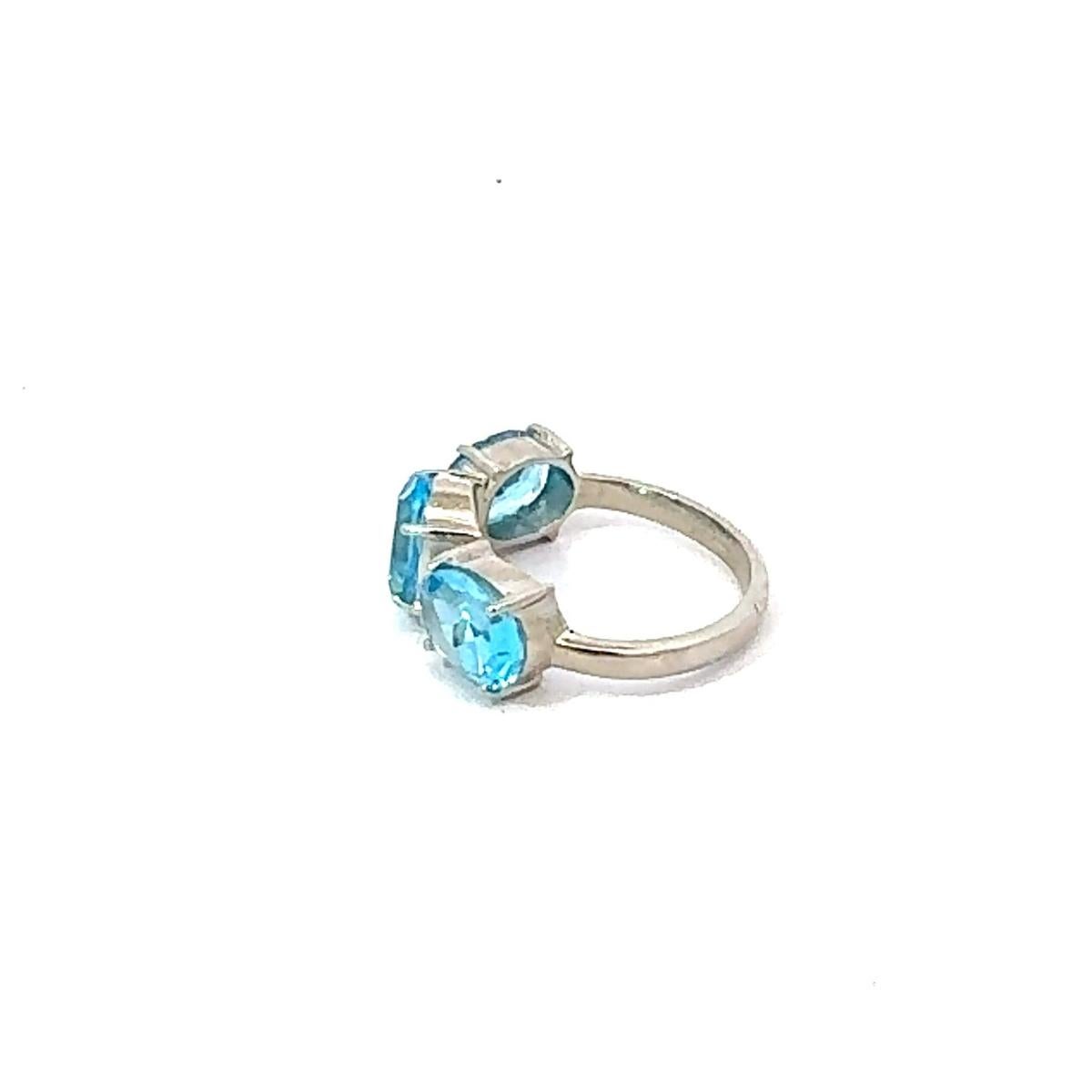 in vendita:  Anello d'ispirazione vintage con triplo topazio blu, dichiarazione unisex in argento 925. 2