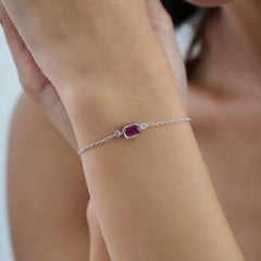 Pulsera Silvorra de plata maciza con eslabones y piedras preciosas de rubí en forma de octágono delicado