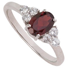 Silvorra Ring mit natürlichem rotem Granat und Diamanten in 925er Silber – Geschenk für die Ehefrau