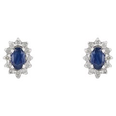 Silvorra Saphir- und Diamant-Ohrstecker mit Blumen-Halo-Design aus 925er Silber – Edles Schmuckstück