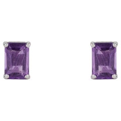 Silvorra-Ohrstecker mit Amethyst im Achtkant-Schliff aus 925er Silber als Abschlussgeschenk