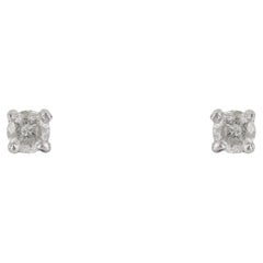 Klassische, minimalistische Diamant-Ohrstecker aus 925er Silber von Silvorra für den Alltag