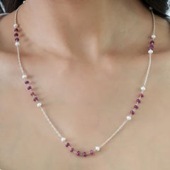 Collana con perline sfaccettate in argento massiccio con rubino naturale rotondo e perla, 20 pollici