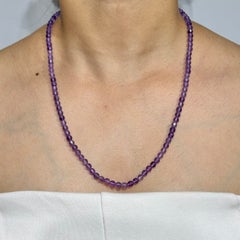 Collar Silvorra 66 CTW con cuentas de amatista en plata de ley, ideal como regalo de graduación