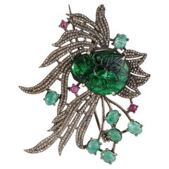 Ciondolo a forma di bouquet con smeraldi, rubini e diamanti intagliati in stile vintage, in argento 925