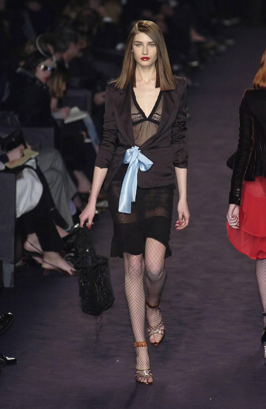 Tom Ford for Yves Saint Laurent Fall 2003 RTW Leather & Lace Bag Velvet ribbon For Sale 3