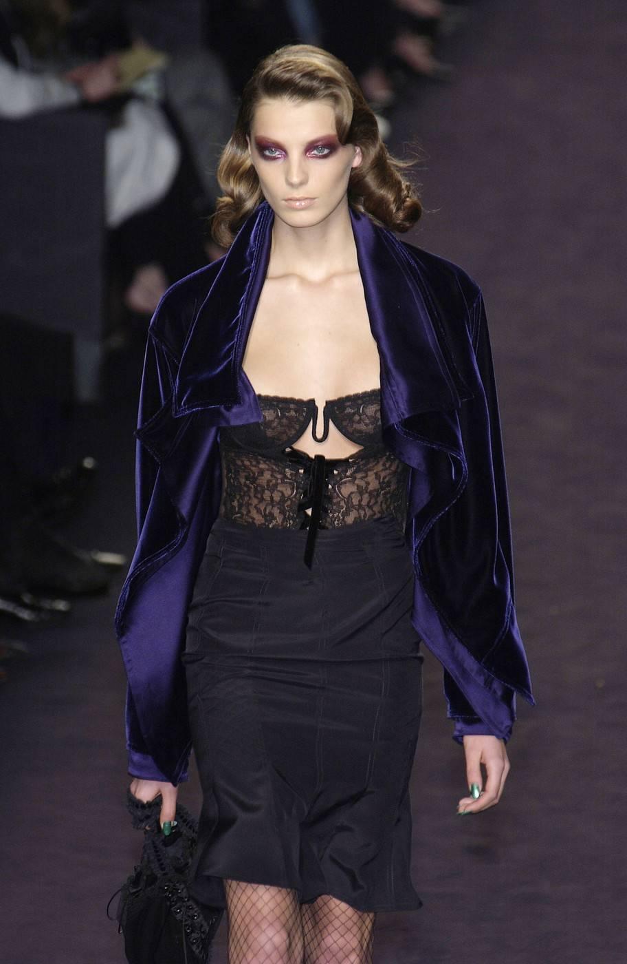 Women's Tom Ford for Yves Saint Laurent Fall 2003 RTW Leather & Lace Bag Velvet ribbon For Sale