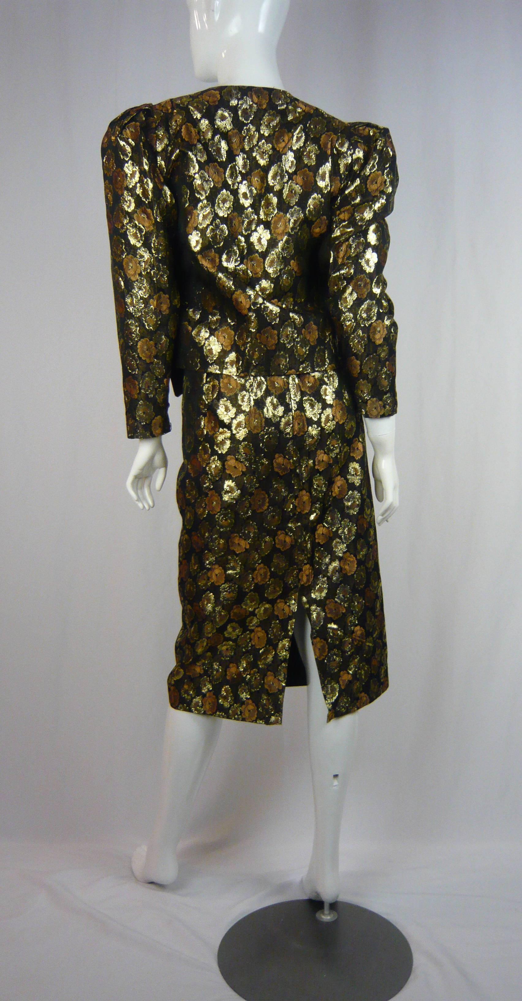 1980s Guy Laroche Lame Gold/Brown Floral Brocade Two Piece Ensemble In Excellent Condition For Sale In West Hollywood, CA