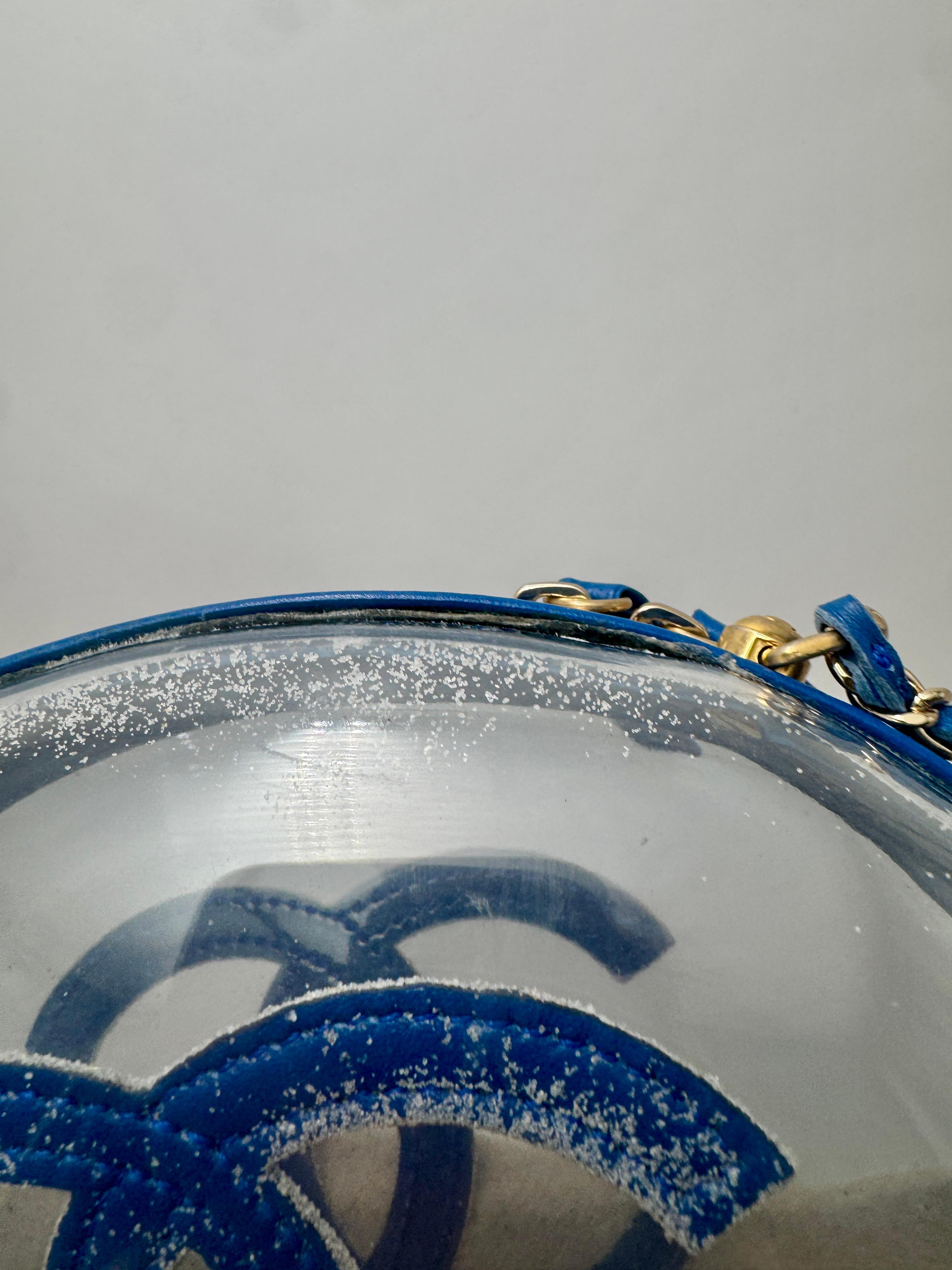 Chanel Edition Limitée Sac Dôme en PVC - Ultra Rare, Circa 2019 Bon état - En vente à San Francisco, CA