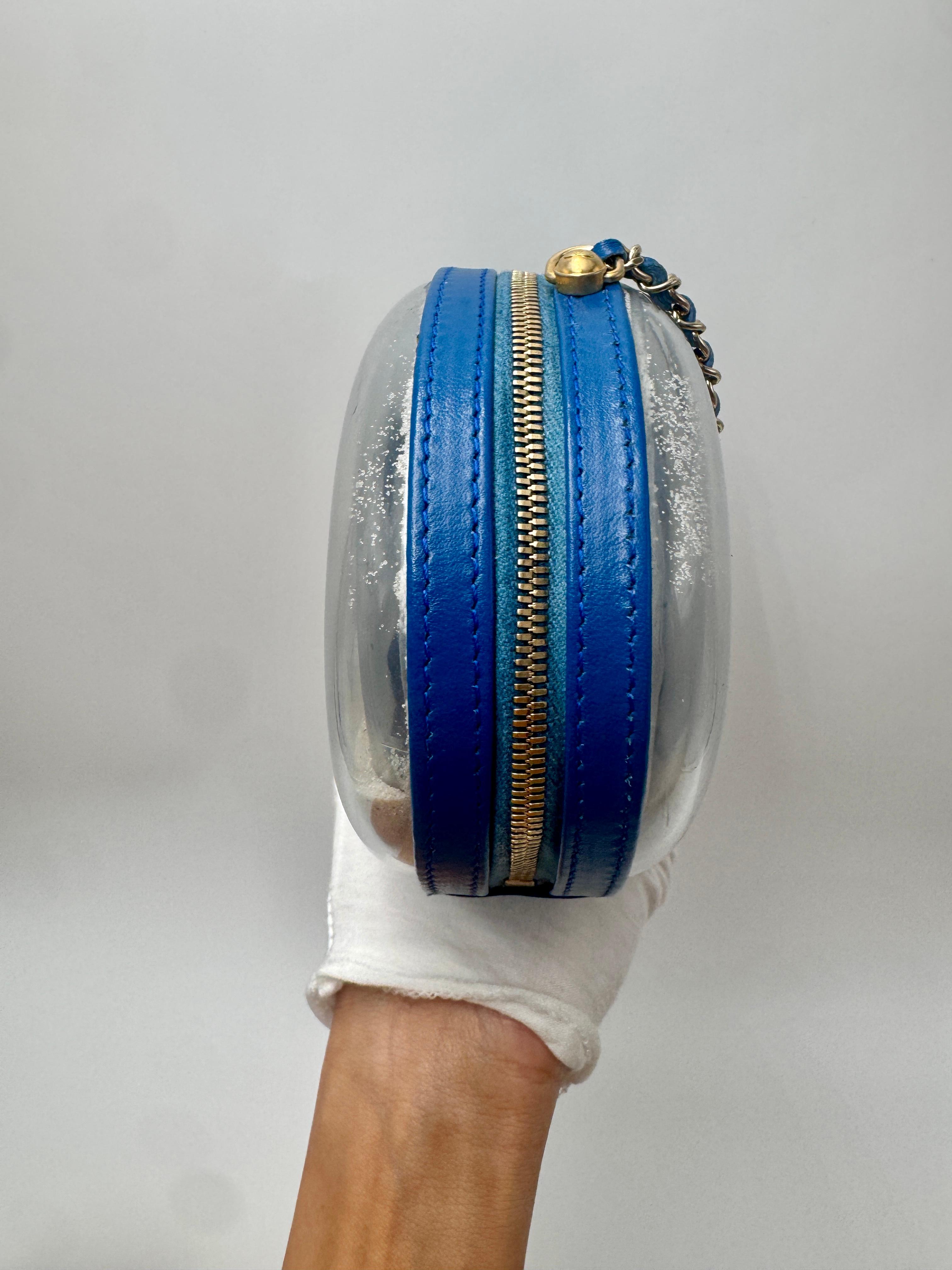 Chanel Edition Limitée Sac Dôme en PVC - Ultra Rare, Circa 2019 en vente 1
