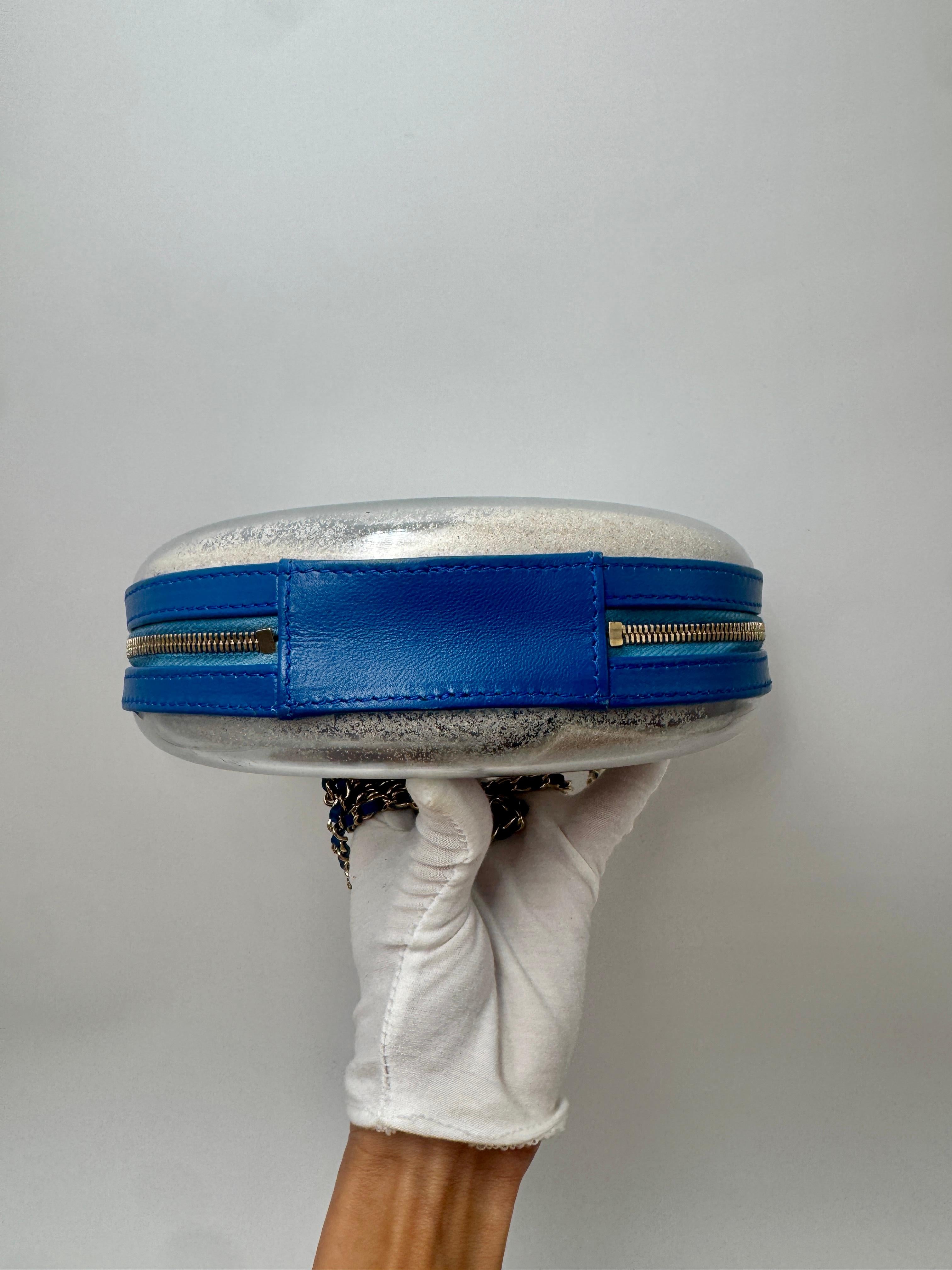 Chanel Edition Limitée Sac Dôme en PVC - Ultra Rare, Circa 2019 en vente 2