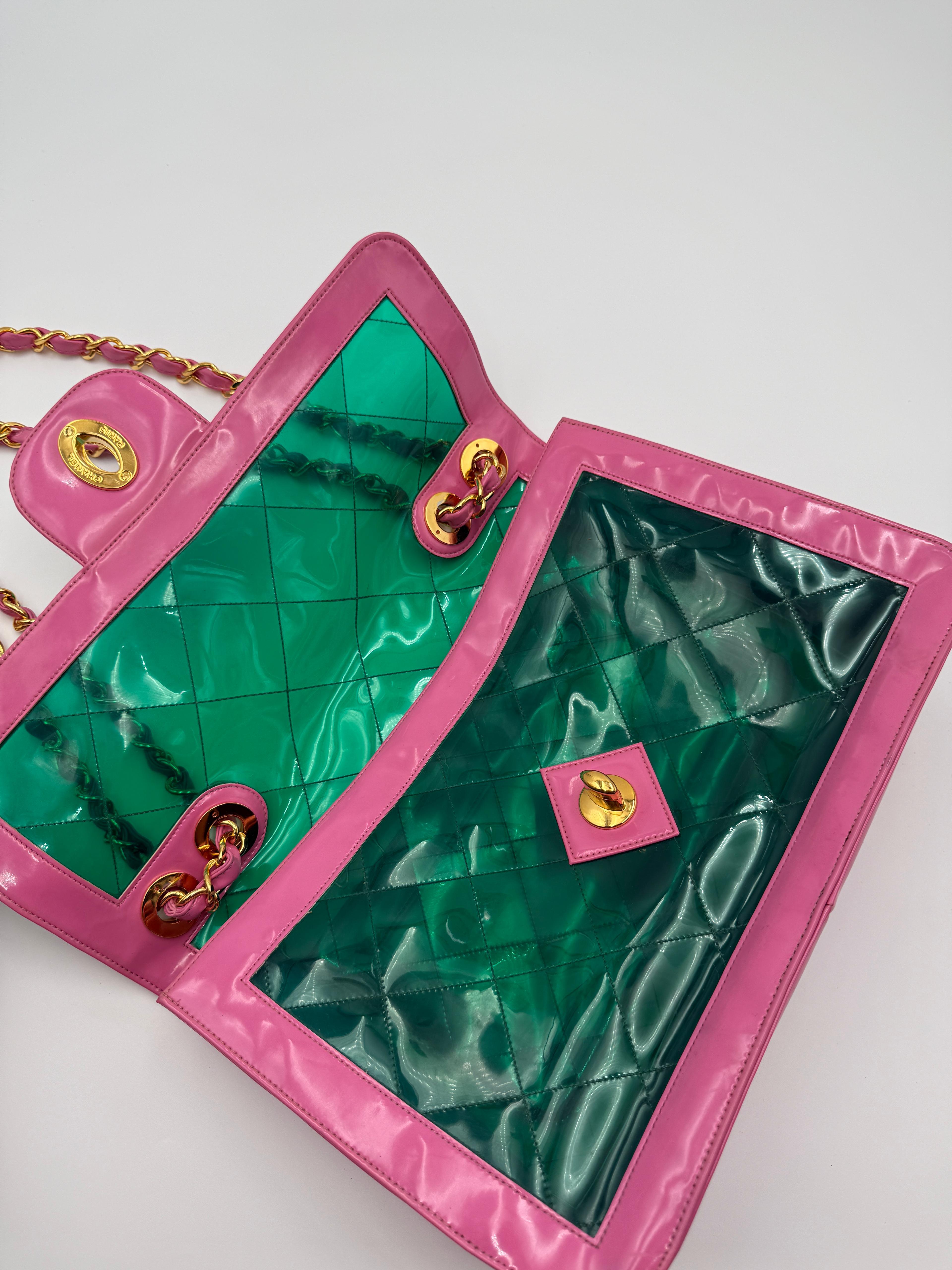 Chanel 1995 Ultra Rara Borsa Maxi Flap in PVC Rosa & Verde in vendita 12