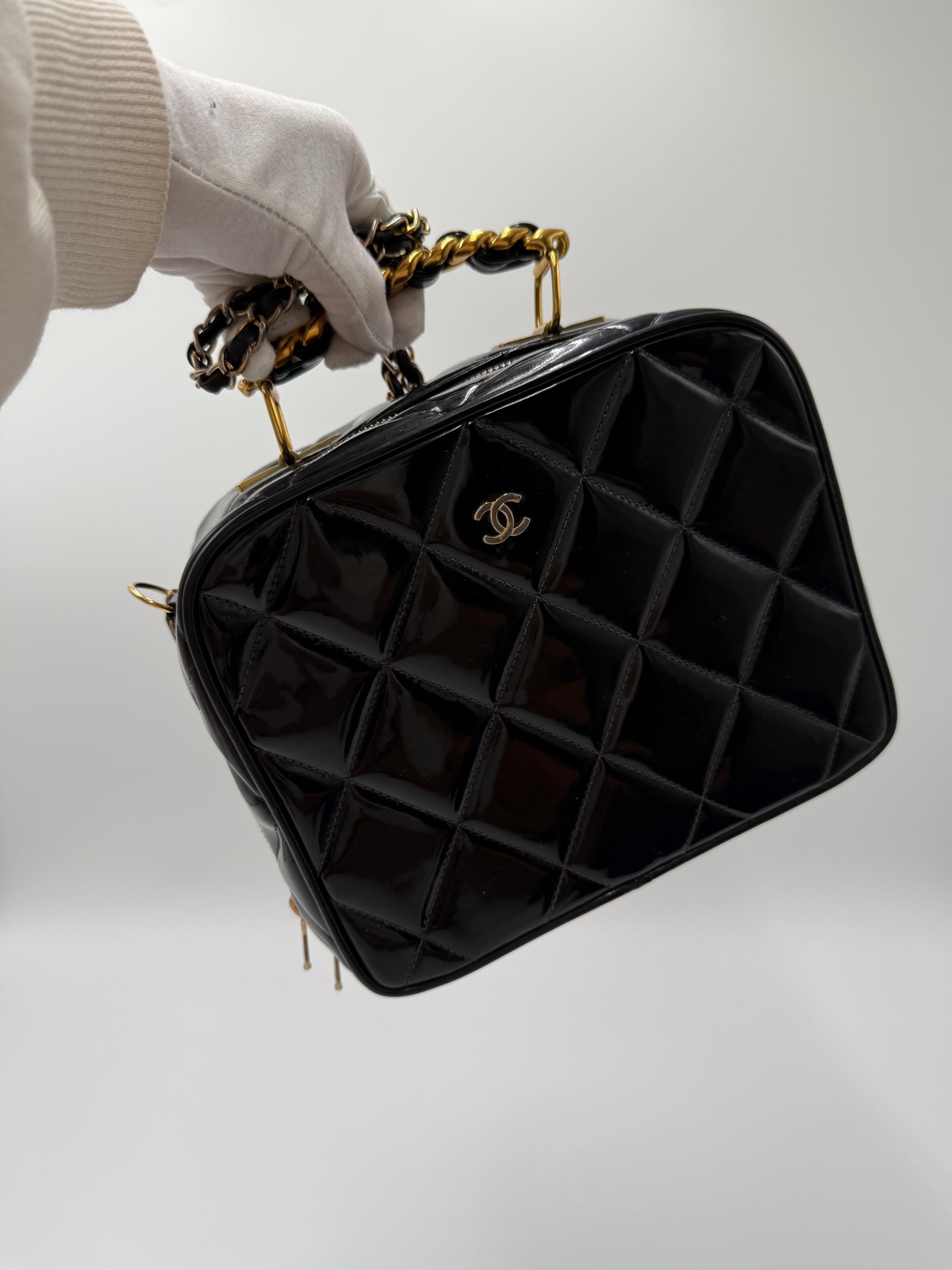 Borsa Vanity Chanel con logo - Collection'S 1995 in vendita 2