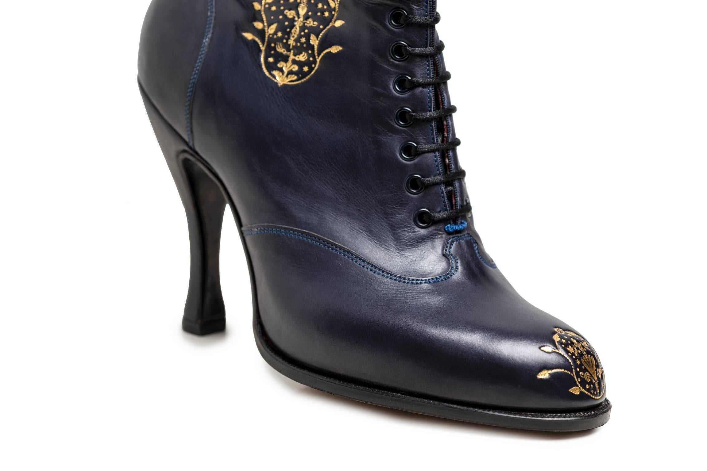Women's Anastasia. Leather full length lace-up boots hand tooled with 22 carat gold For Sale