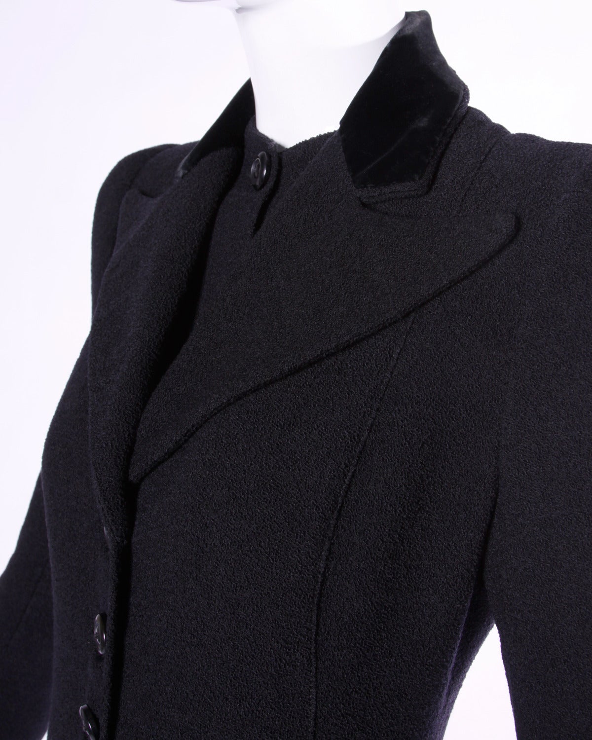 Elegant Vintage 1940s 40s Black Wool Princess Coat with Bold Shoulders In Excellent Condition In Sparks, NV