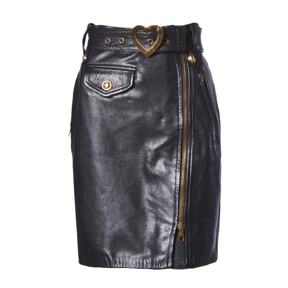 Moschino Vintage 1990s 90s Black Leather Skirt with Heart Belt Buckle ...
