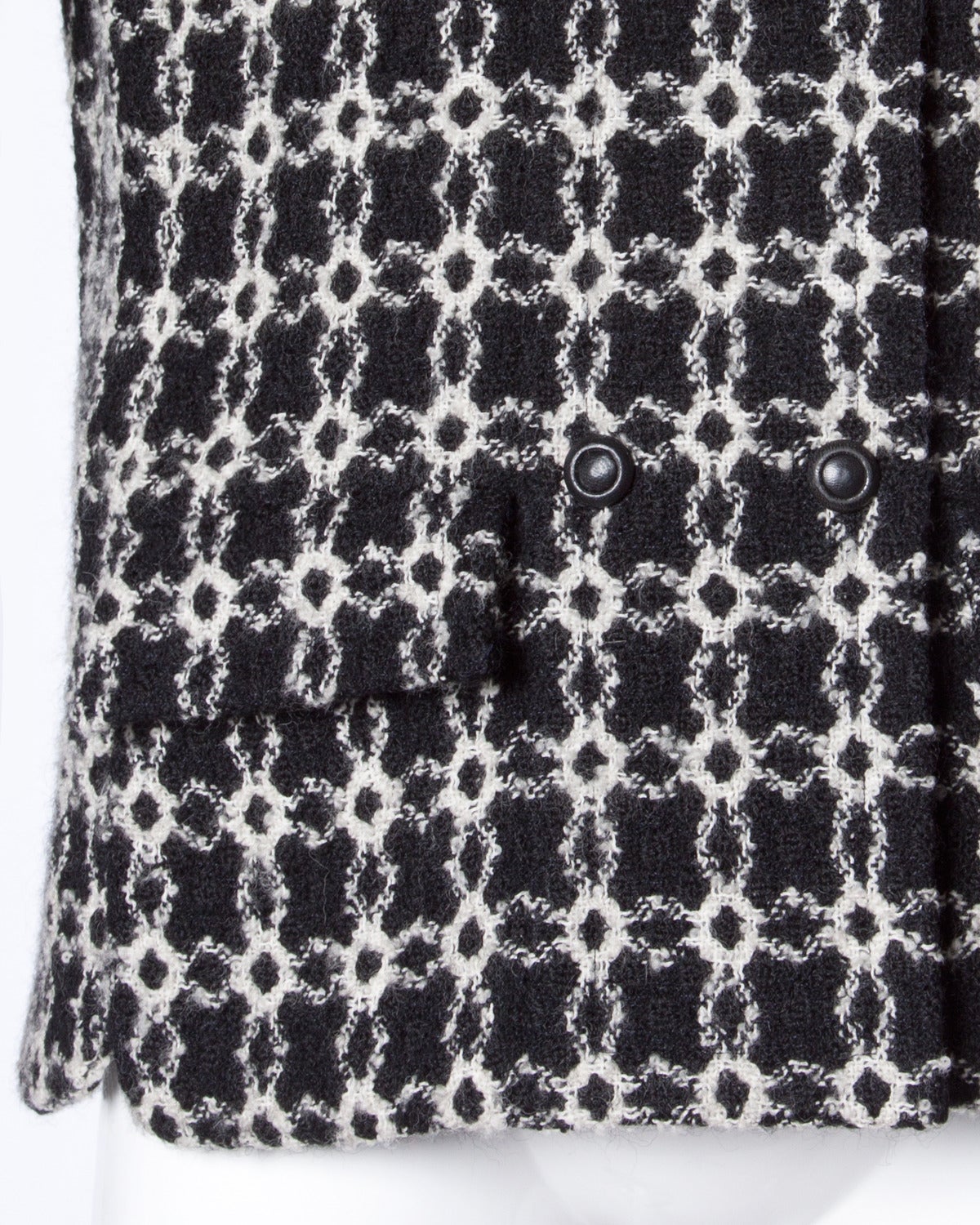 Pierre Cardin Vintage 1960s 60s Black + White Geometric Boxy Wool Jacket Excellent état - En vente à Sparks, NV