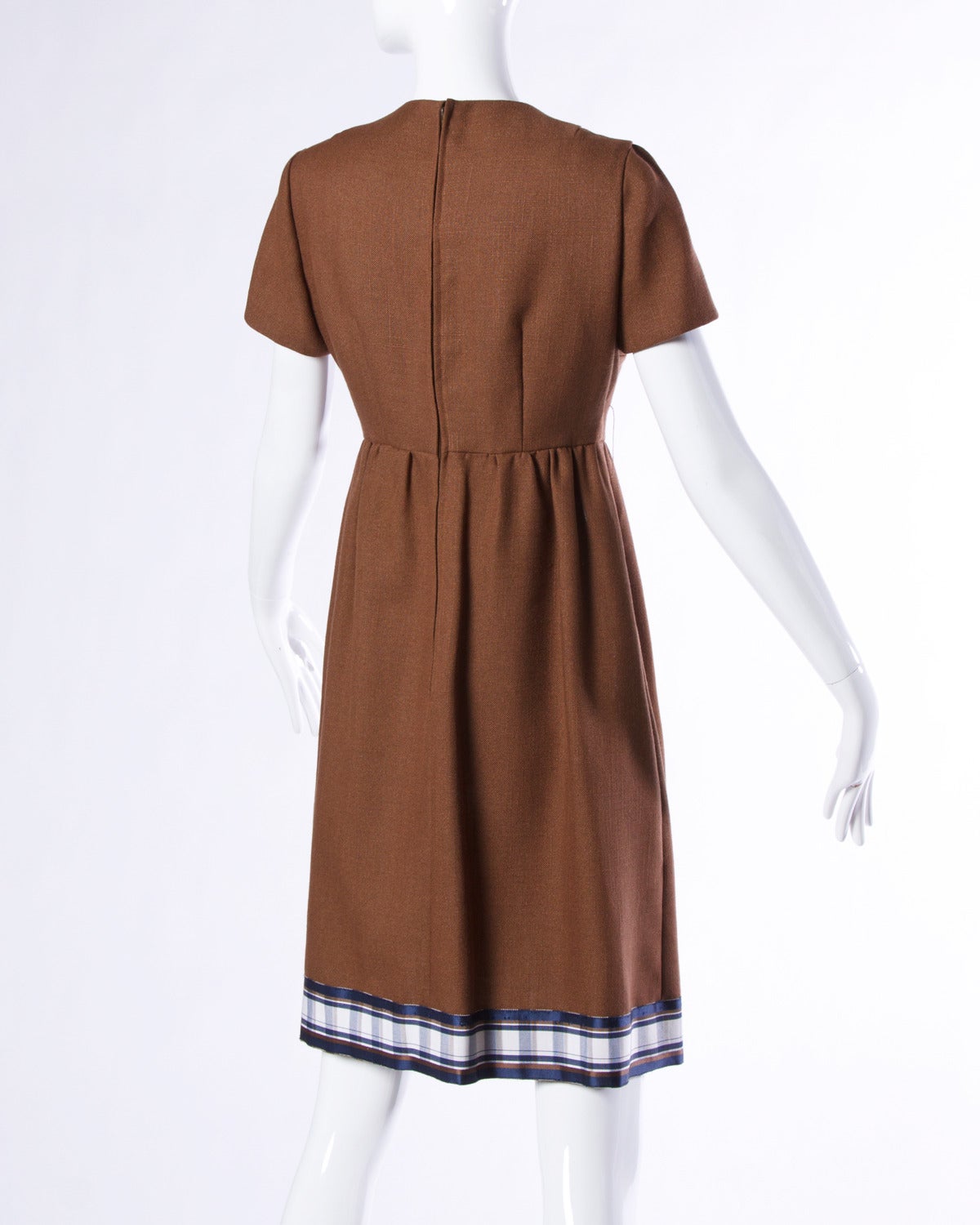 Women's Marion Rigney Vintage 1960s 60s Mod Linen Dress with Plaid Ribbon Trim