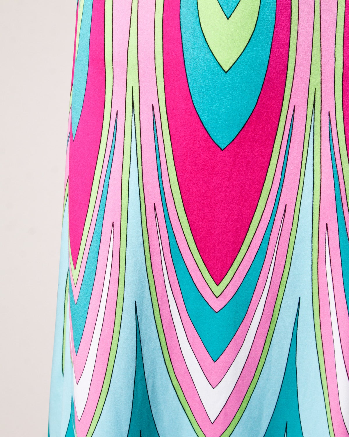 Women's Vintage 1970s Colorful Op Art Jersey Knit Maxi Dress