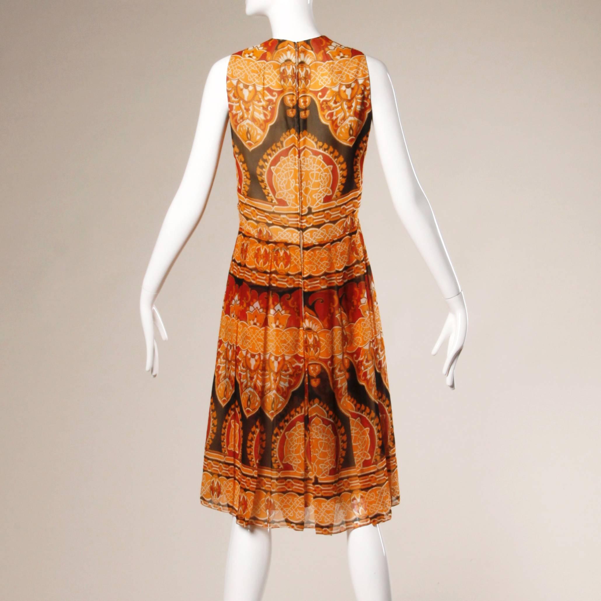 1960s Geoffrey Beene Vintage Silk Art Nouveau Print Dress In Excellent Condition In Sparks, NV