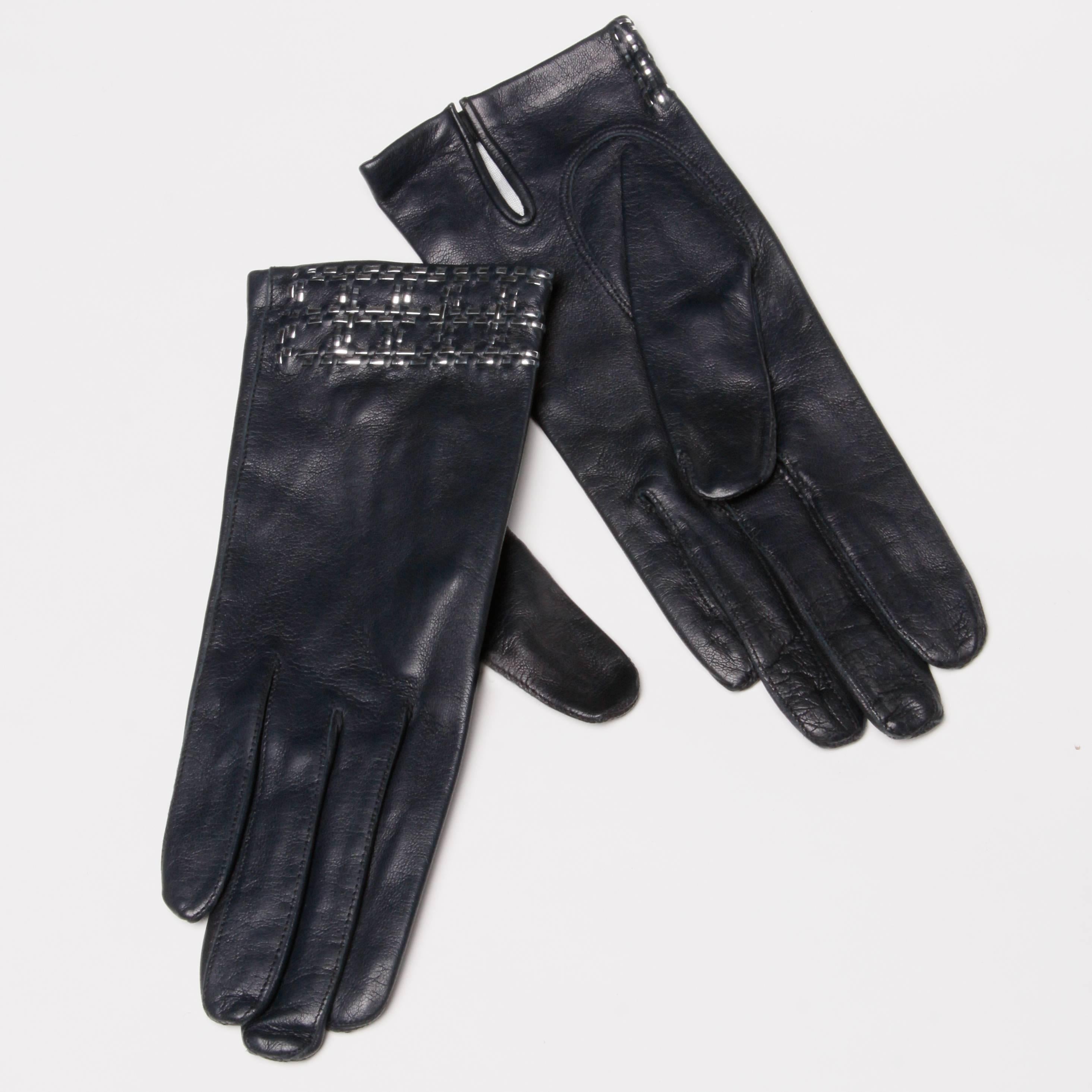 Women's 1970s Christian Dior Vintage Navy Blue Kidskin Leather Gloves with Silk Lining