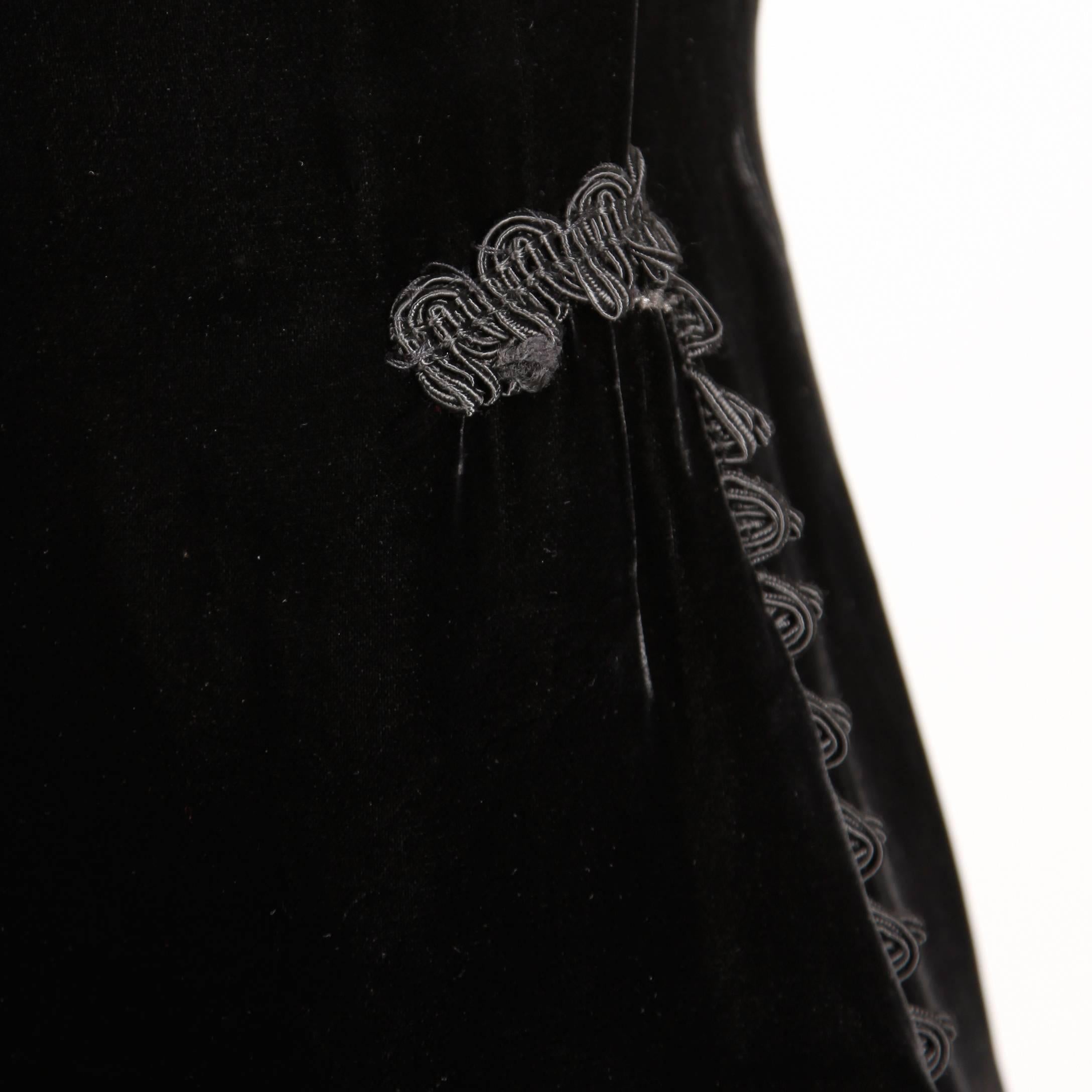 1971 Pierre Cardin Vintage Numbered Couture Black Velvet Gown/ Dress 4