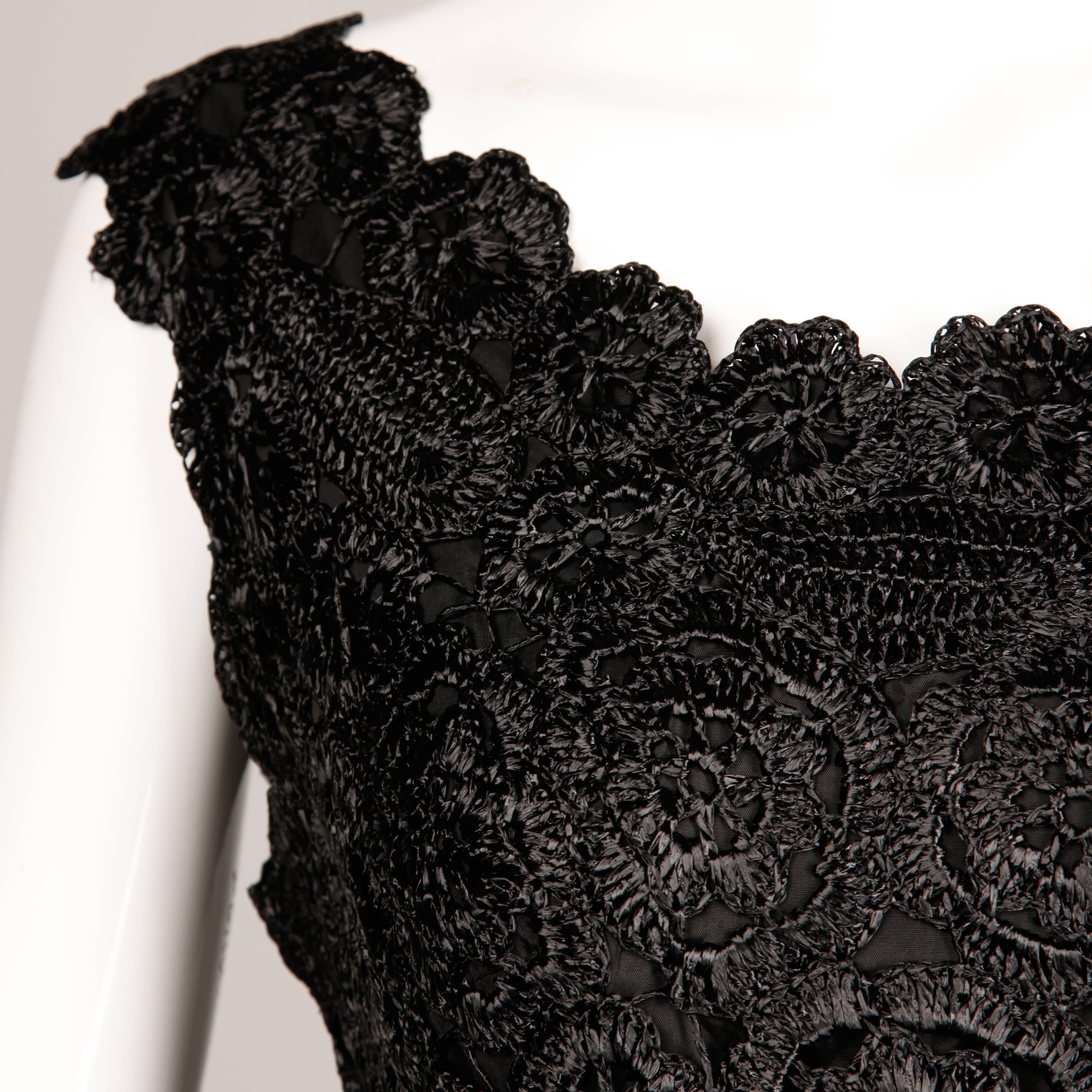1960s Gino Paoli Vintage Black Raffia Lace Wiggle Dress In Excellent Condition In Sparks, NV