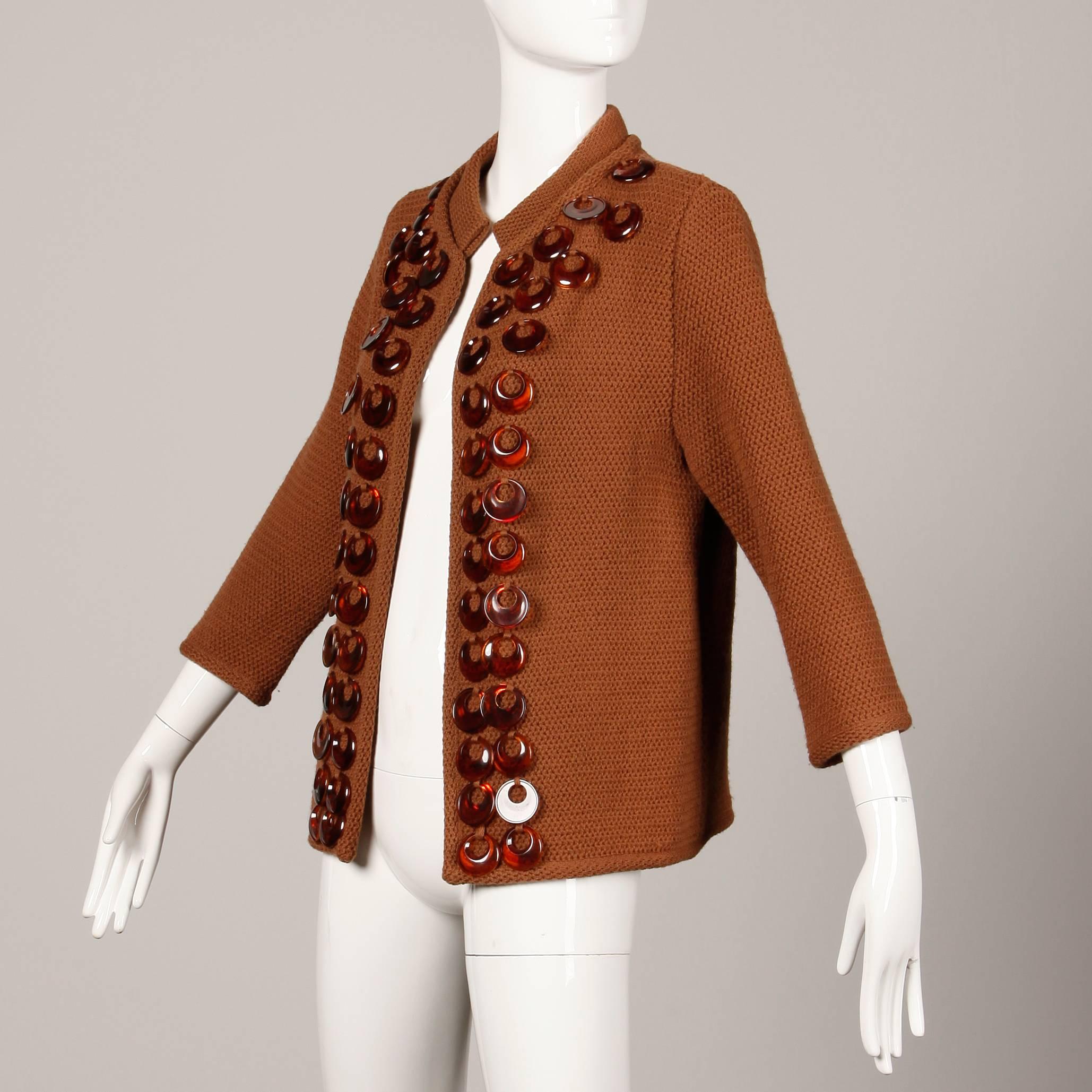 1960s Vintage Ethel Beverly Hills Brown 100% Wool Knit Rings Cardigan Sweater  In Excellent Condition In Sparks, NV