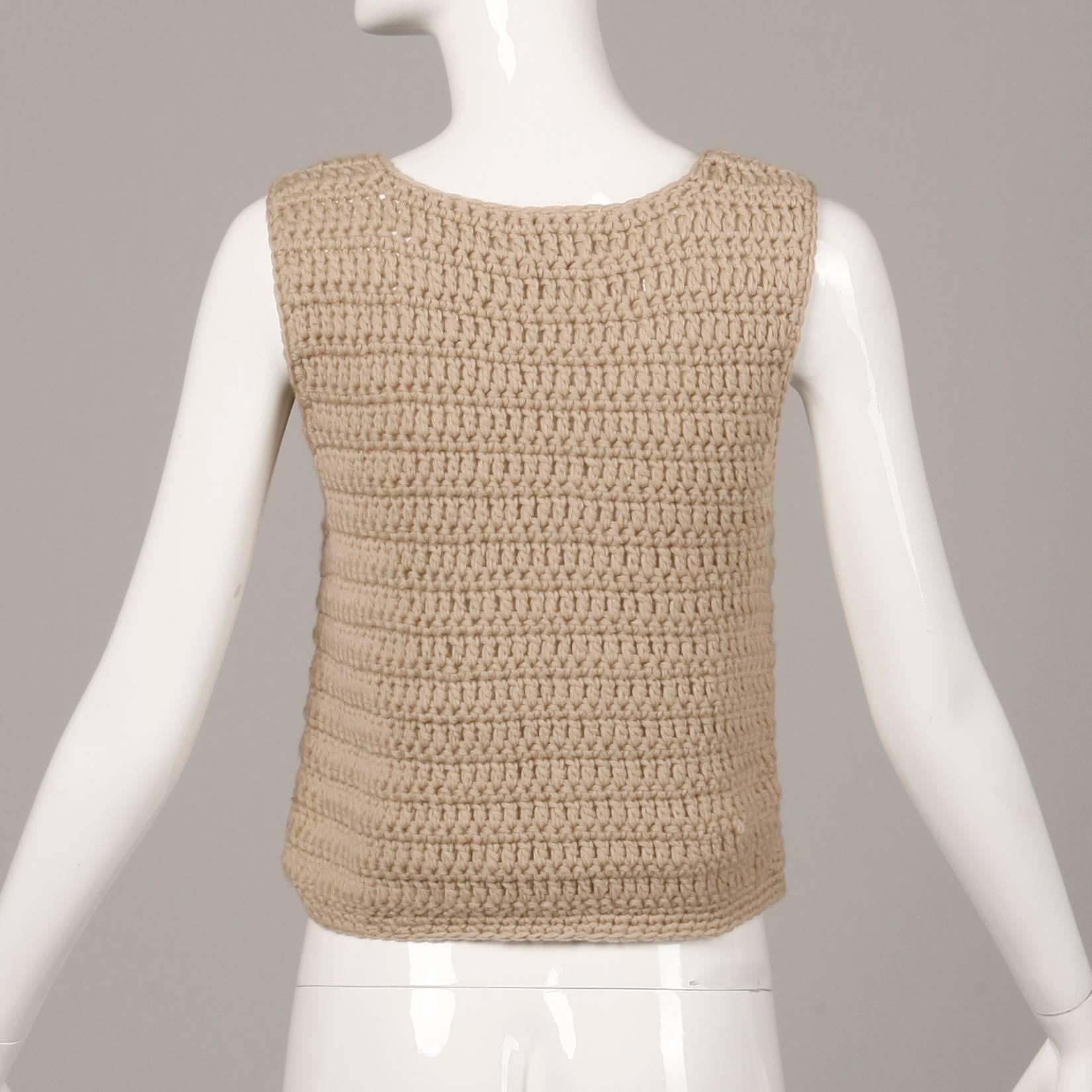 1970s Saks Fifth Avenue Vintage Wool Knit Sweater Vest Top with Suede Leather In Excellent Condition In Sparks, NV
