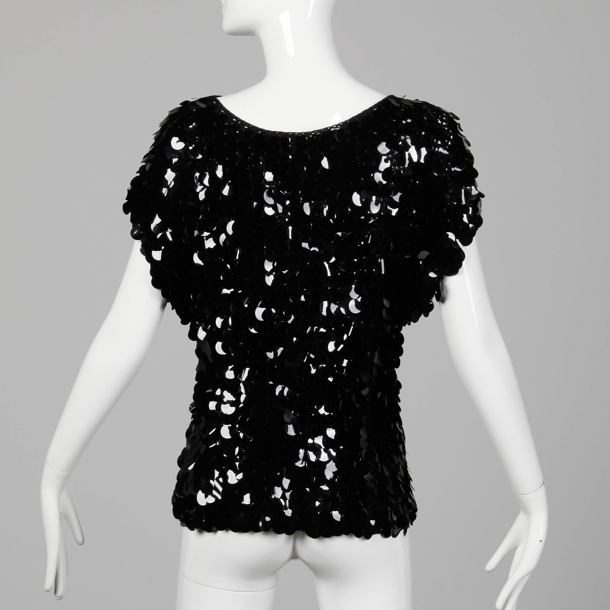 Women's 1980s Oscar de la Renta Vintage Black Knit SparklySequin Paillettes Top or Shirt For Sale