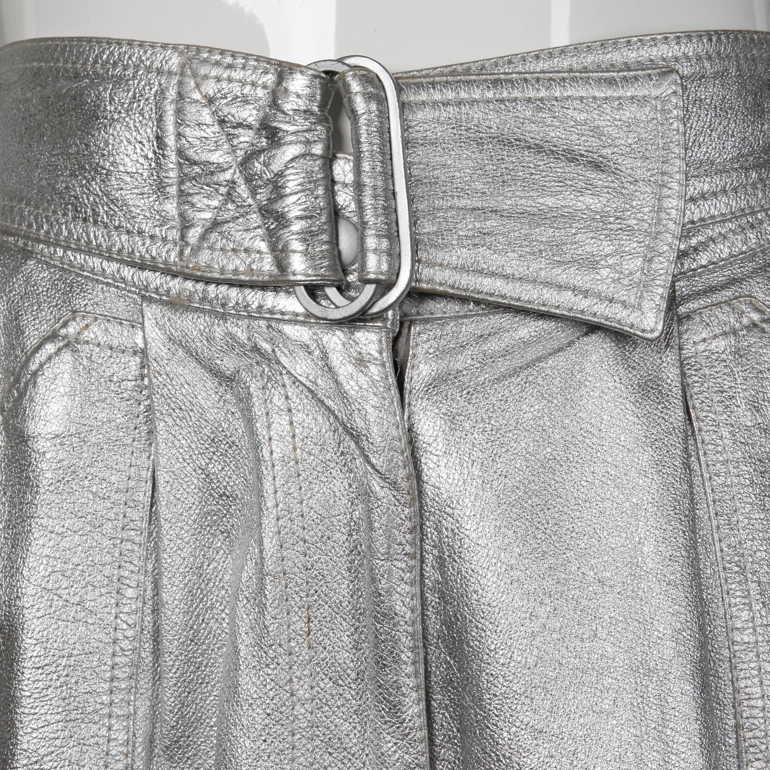 Krizia Vintage High Waist Metallic Silver Leather Shorts with Attached Belt In Excellent Condition In Sparks, NV