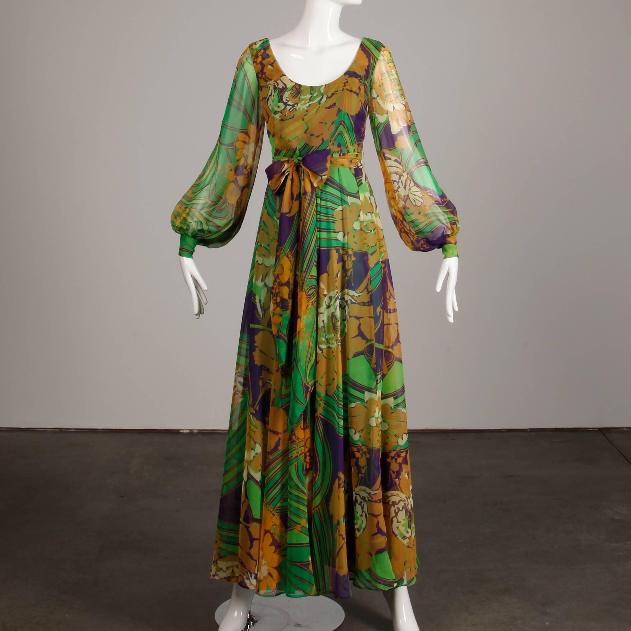 1970s Vintage Tropical Print Sheer Sleeves Chiffon Maxi Dress with Full Sweep In Excellent Condition For Sale In Sparks, NV