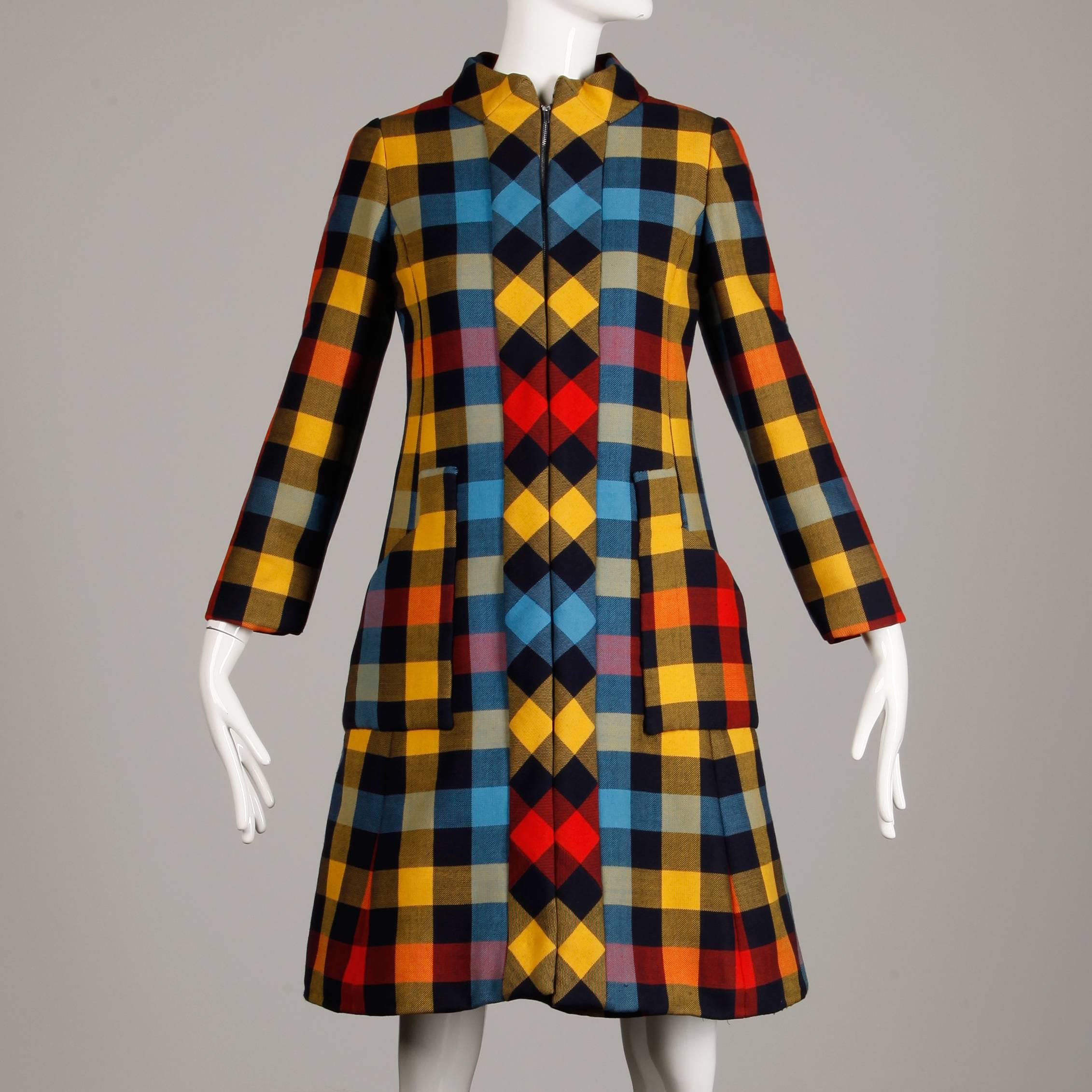 Oscar de la Renta Plaid Wool Mod Coat and Dress Ensemble, 1960s   In Excellent Condition In Sparks, NV