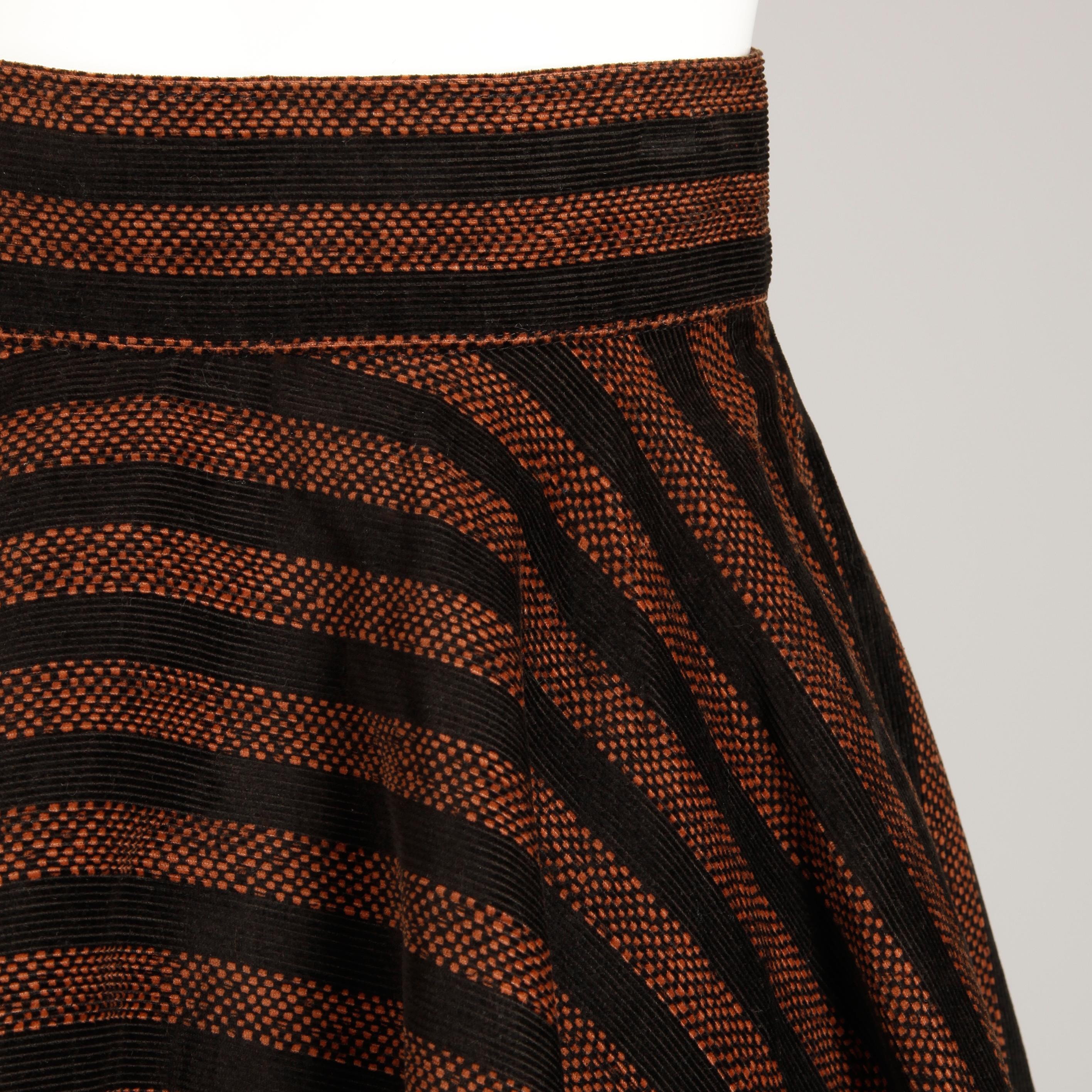 1950s Brown + Black Striped Circle Skirt with a Full Sweep In Excellent Condition For Sale In Sparks, NV
