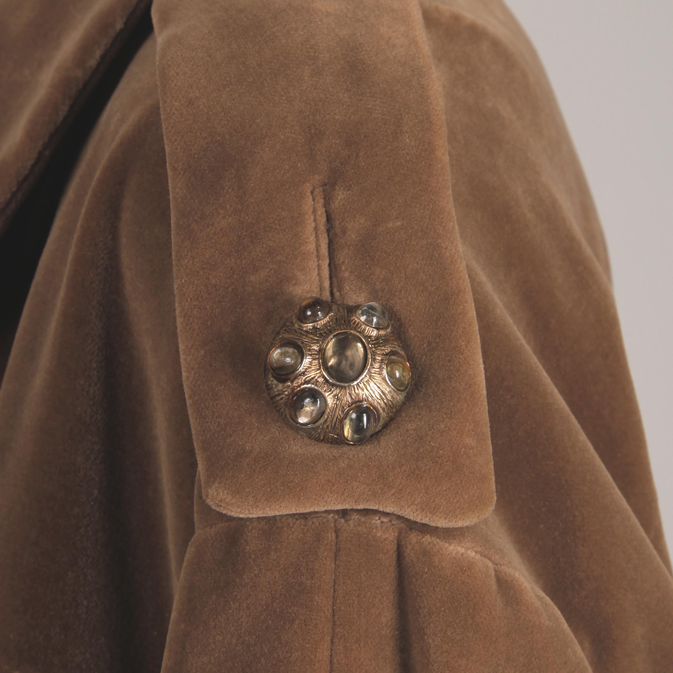 Charles Cooper for Nan Duskin Manteau vintage en velours marron style militaire, années 1960 en vente 1