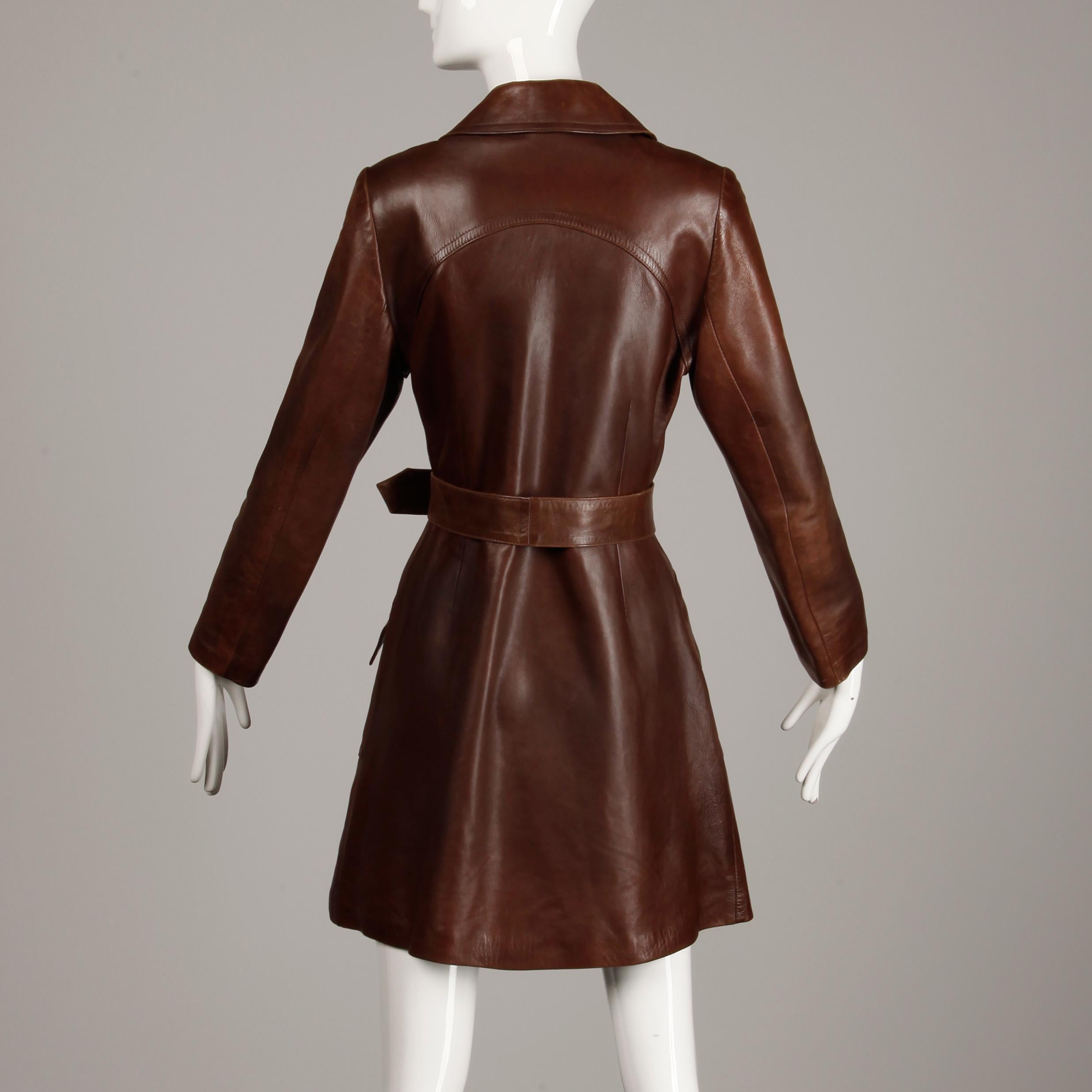 1970s Vintage Soft Buttery Brown Leather Trench Coat with Belt In Good Condition In Sparks, NV