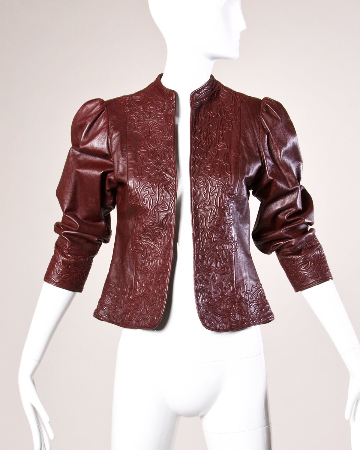 Oscar de la Renta Numbered Vintage Embossed Burgundy Leather Jacket In Excellent Condition In Sparks, NV