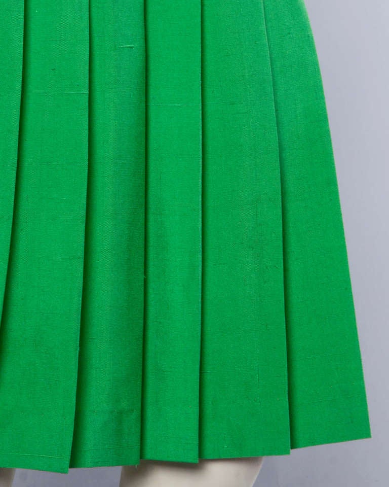 Amen Wardy - Jupe plissée vintage en soie brute vert Kelly Pour femmes en vente