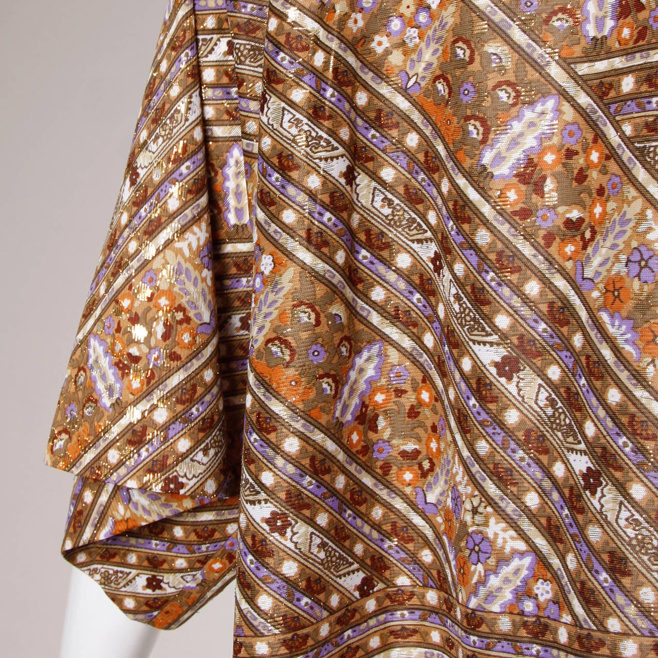 Mr. Blackwell Vintage 1970s Metallic Kimono or Duster Jacket In Excellent Condition In Sparks, NV