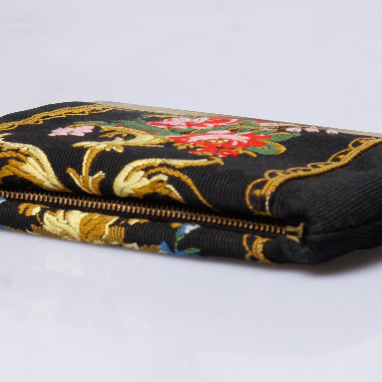 Koret Vintage Hand-Embroidered Tapestry Purse 1