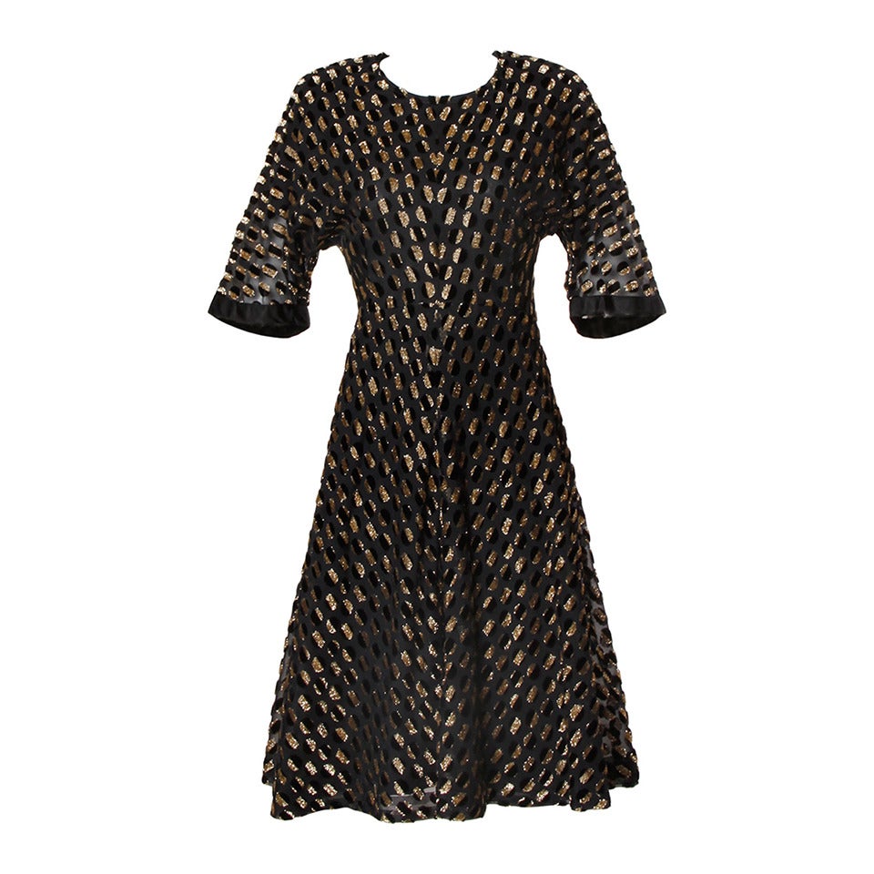 Vestido vintage Hardy Amies de organza metalizada con textura en venta