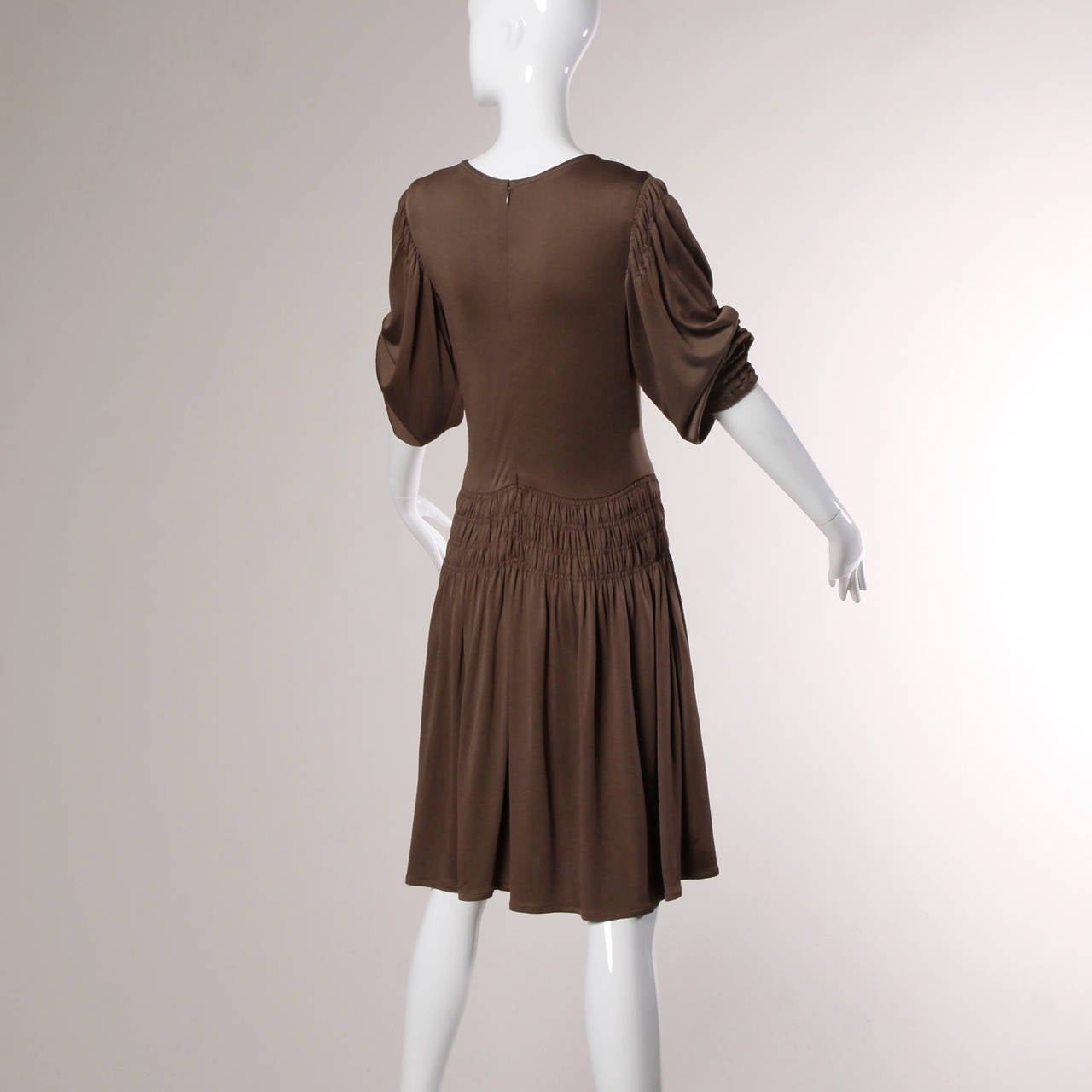 Bill Blass for Saks Fifth Avenue Ruched Brown Jersey Knit Dress For Sale 1