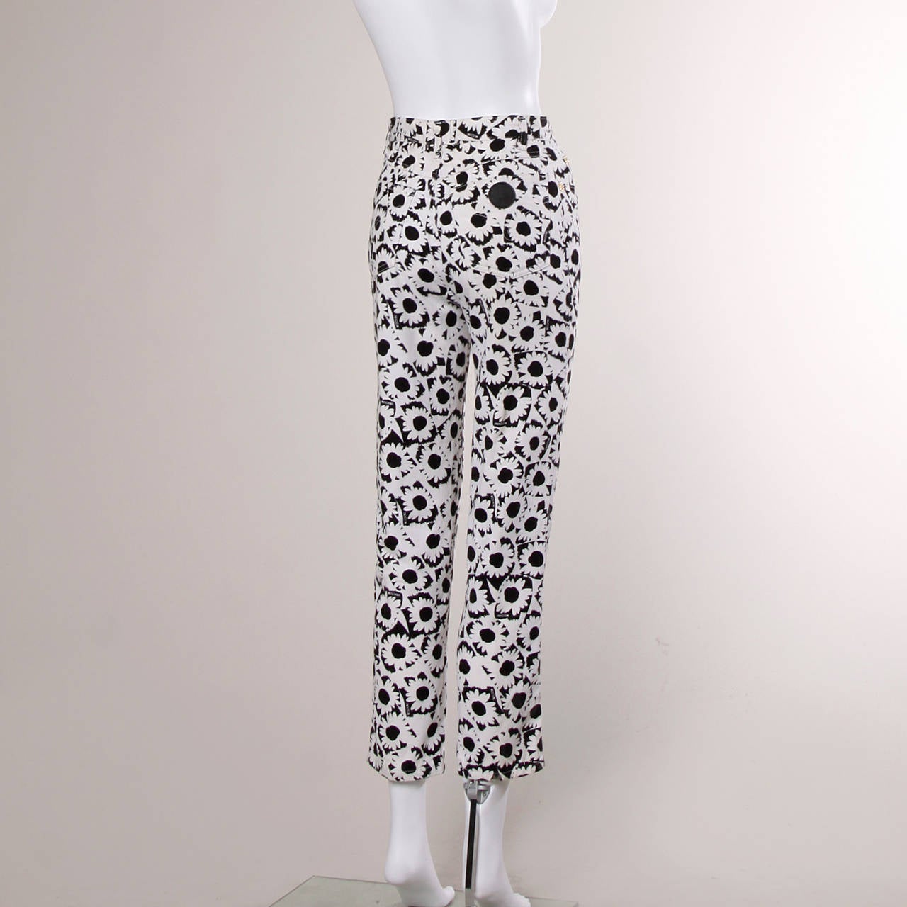 Moschino Vintage Black + White Daisy Print Denim Jeans In Excellent Condition In Sparks, NV