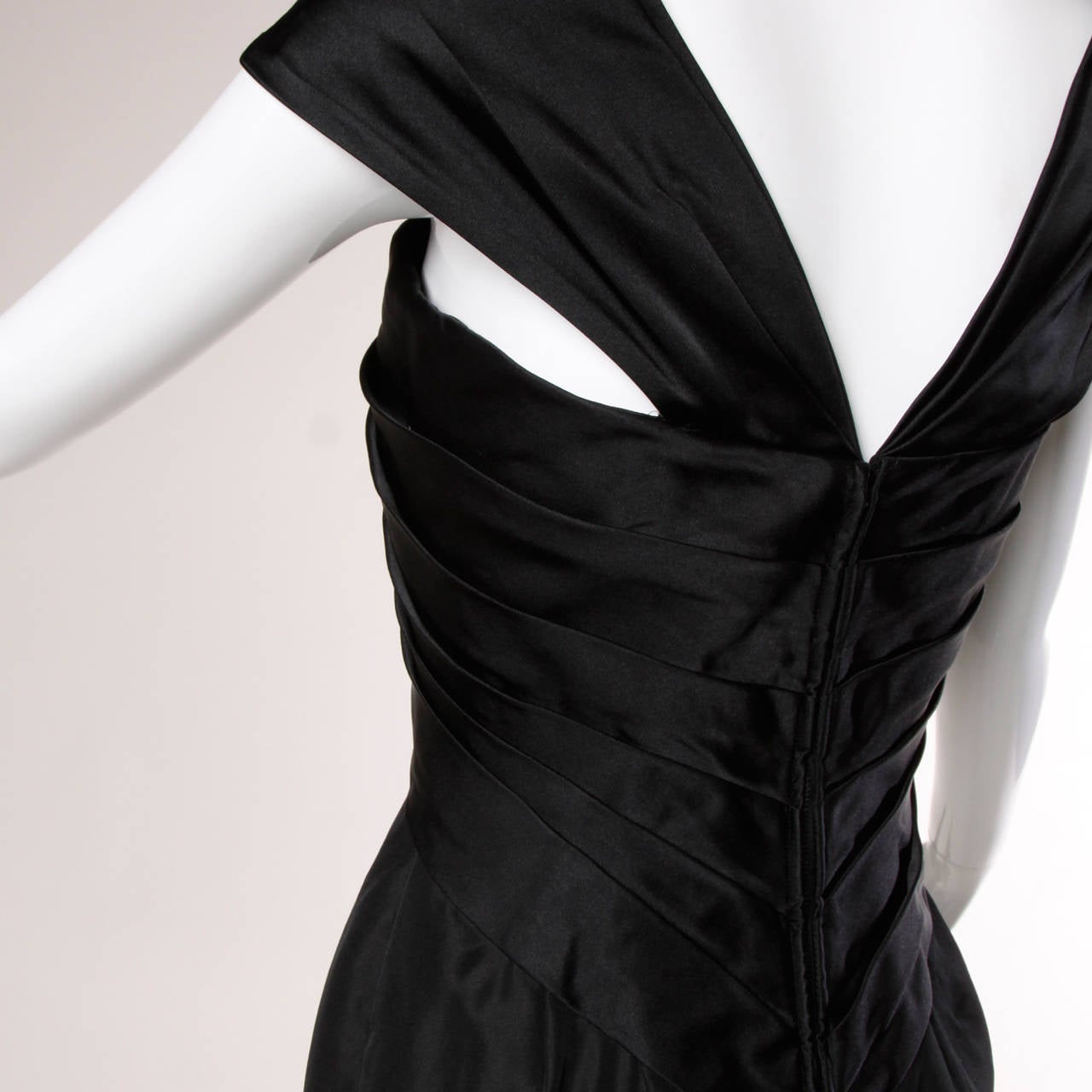 Women's 1960s Vintage Couture Construction Little Black Cocktail Dress