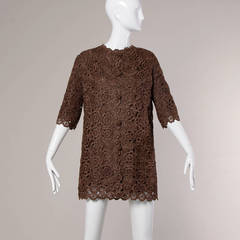 1960s Brown Scalloped Hand Crochet Raffia Lace Jacket or Coat
