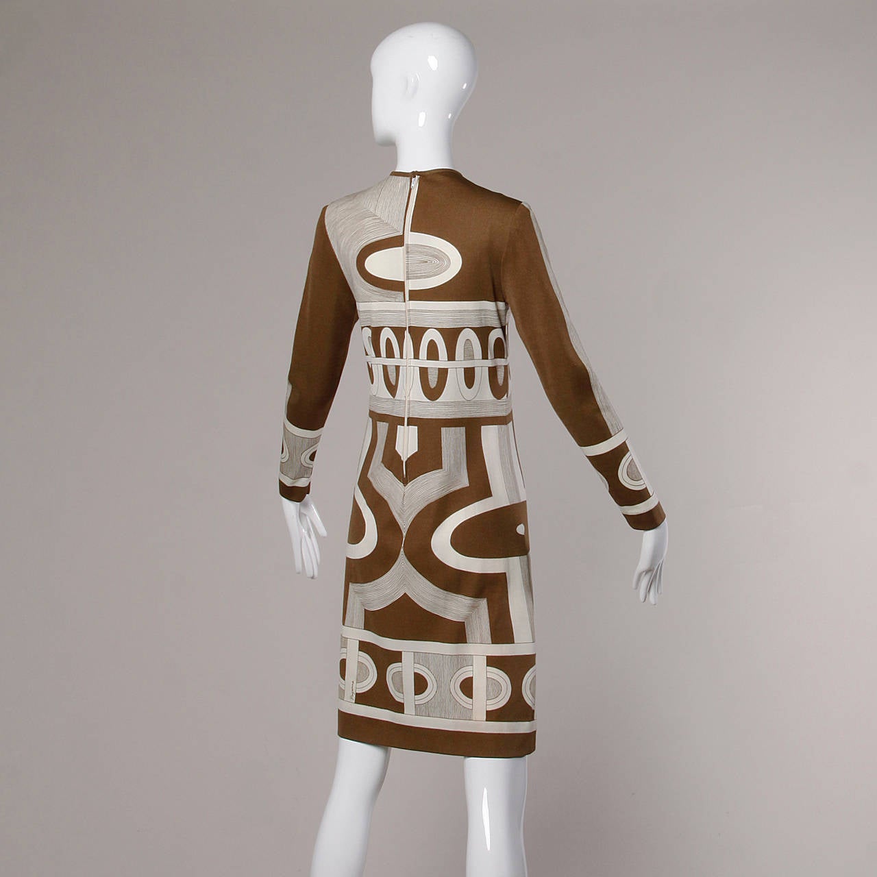 1960s Signed Paganne Vintage Brown Op Art Geometric Print Dress In Excellent Condition In Sparks, NV