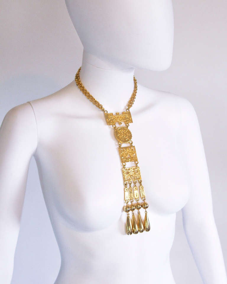 Judith Leiber Vintage 1970s 70s Signed Etruscan Statment Necklace In Excellent Condition In Sparks, NV