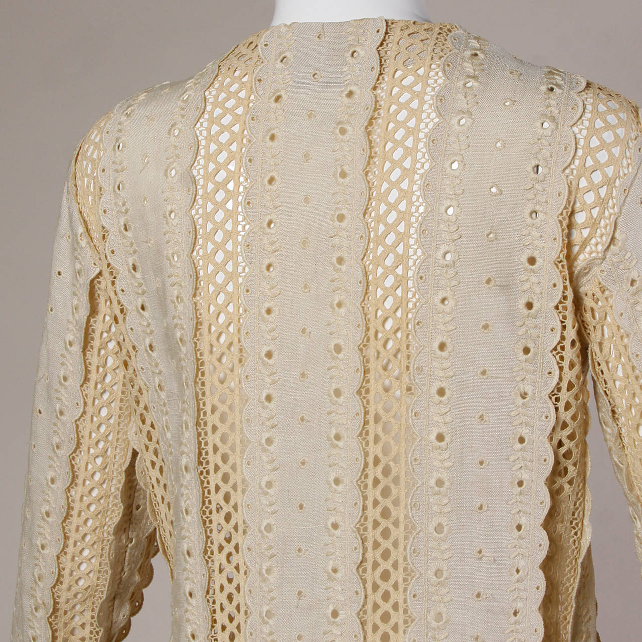 Women's Rudi Gernreich 1960s Vintage Scalloped Lace Linen Dress